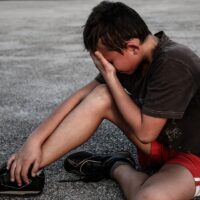 slaan van kinderen, kindermishandeling, verdrongen herinnering, jeugdtrauma, huiselijk geweld, slachtoffers van geweld, kindermishandeling, jeugdtrauma