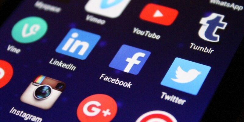 TikTok, sociale media, stoornisdenken, sociale media, social media, digitale middelen, suïcide, zelfmoord, influencers, sociale media, onderzoek, kinderen,