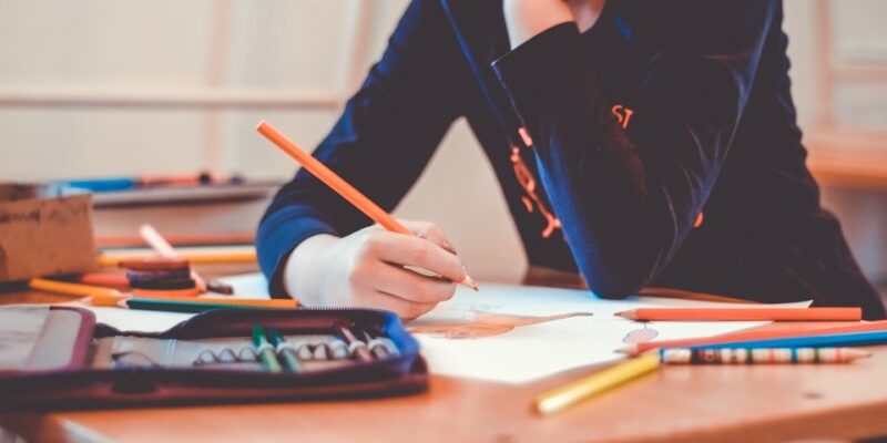mentale gezondheidsinterventies, IPS-Onderwijs , startkwalificatie, eenzaamheid, welbevinden op school, opleidingsplekken, GZ-psychologen, mentaal welbevinden, leerlingen met autisme, depressie, maatschappelijke participatie, screening, zelfdoding, autisme, staat van het onderwijs