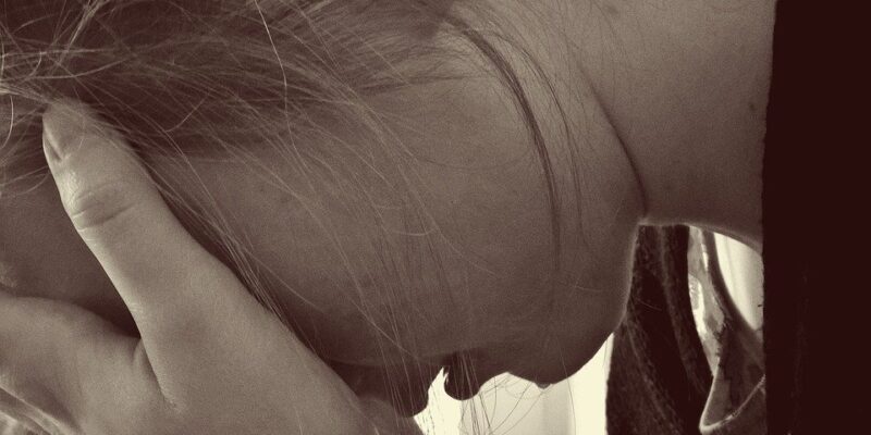 vrouwen met een depressie, burn-out, verdriet, trauma, landelijke monitor depressie