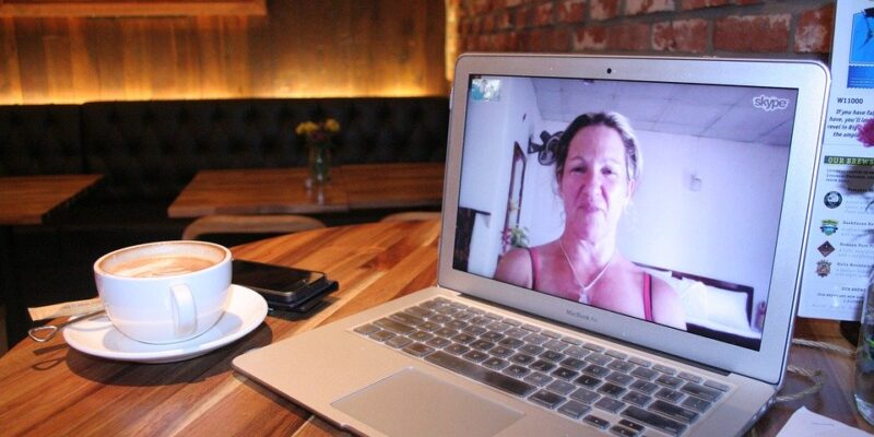 poh-ggz online, digitale zorg, zonmw, innovatieve on-demand ggzbehandelmodel, digitaal, mijndistrict, digitaal behandelaanbod, online psychotherapie, e-health, ervaringsdeskundigheid, thuiswerken, beeldbellen