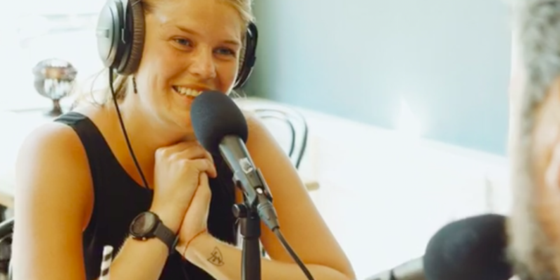 pijnlijke verhalen, dwang, podcast, blikopeners, donkergrijze cellen