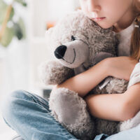 angst en depressie bij kinderen, huiselijk geweld,, seksueel kindermisbruik, stress, kindermishandelnig, huiselijk geweld, veilig thuis, jeugdbescherming, kinderbescherming, kindermishandeling, congres kindermishandeling, hermelding,